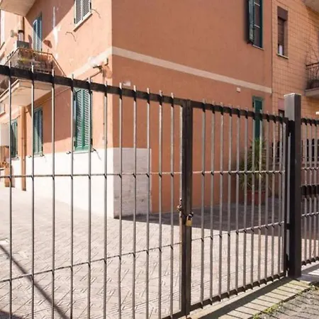 Loft Indipendente Vicino L'università Torvergata * Rome